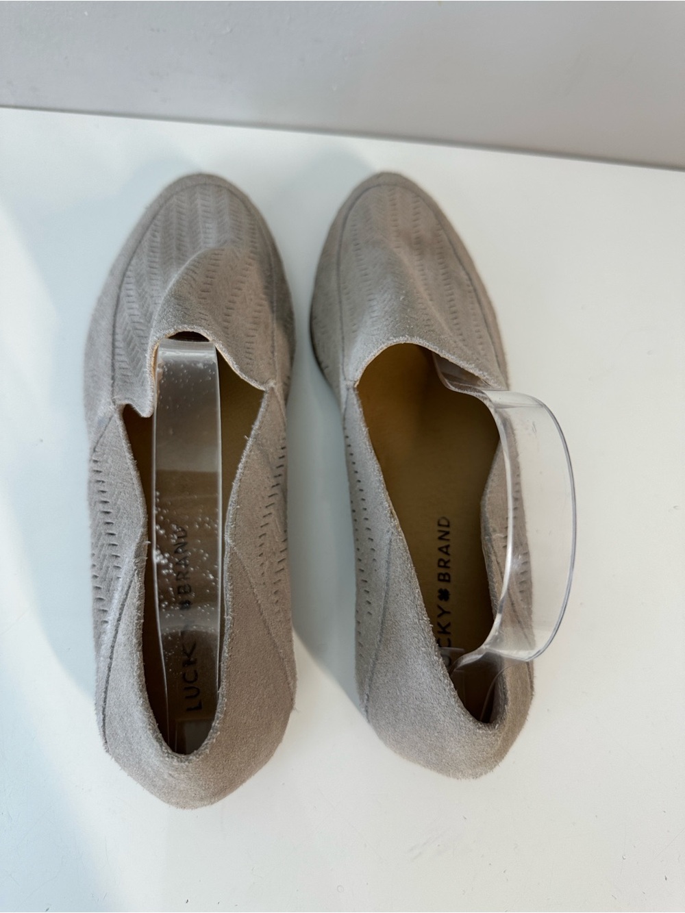 Lucky Brand Suede Grey Pointed Loafers Size 10 Brogan Laser Cut - Picture 8 of 16